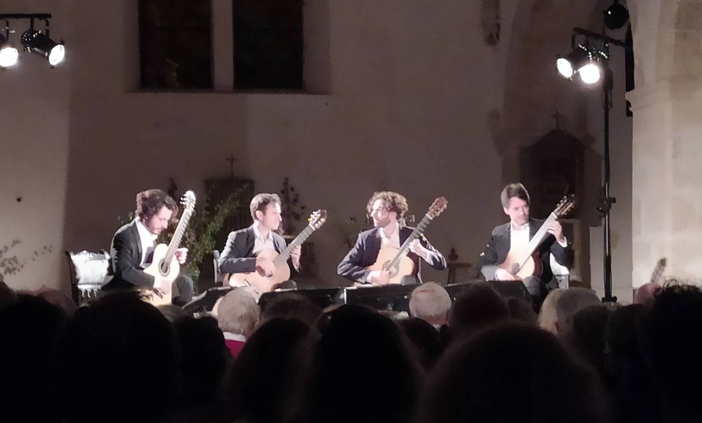 Concert de guitares et Film-débat au Vaudoué